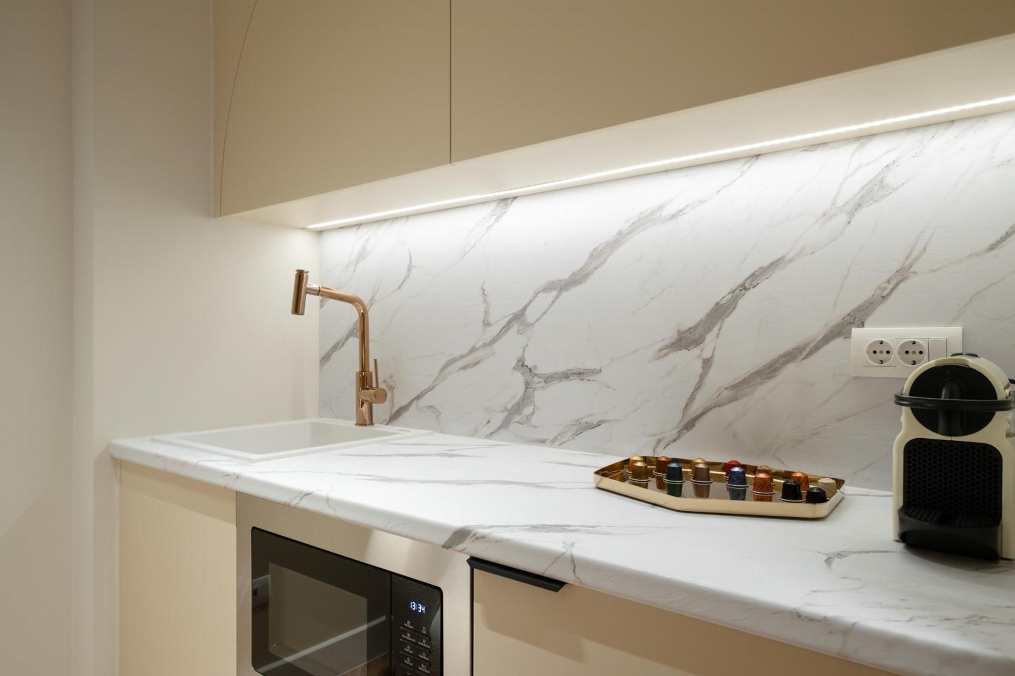 Dion Luxury Suites Atenas Exterior foto