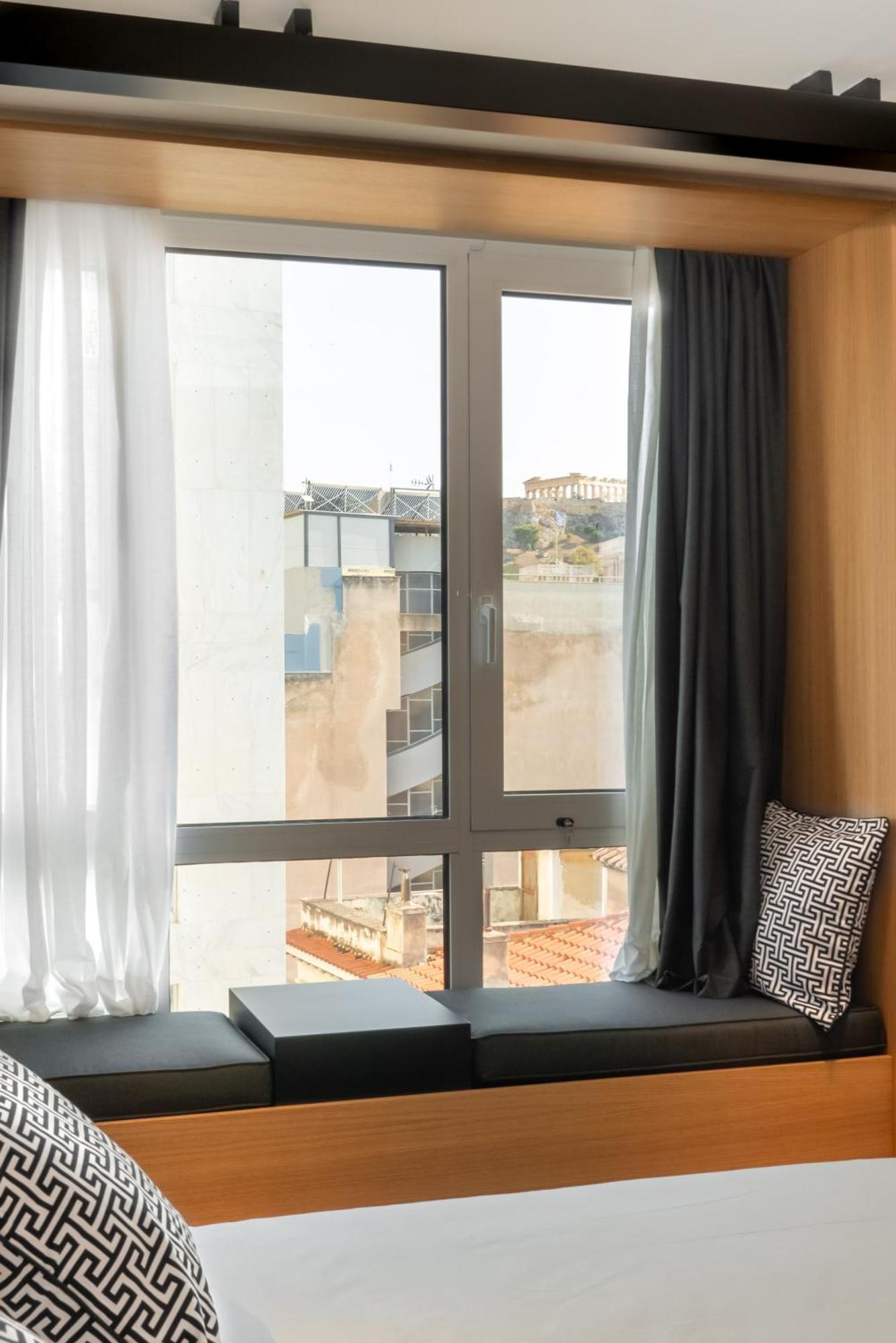 Dion Luxury Suites Atenas Exterior foto